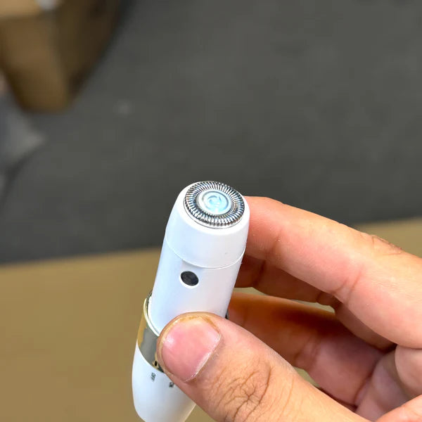 Quick & Gentle Mini Hair Shaver